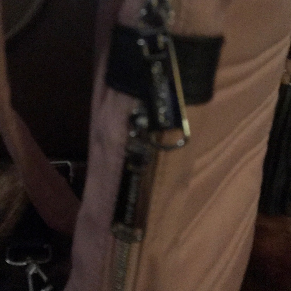 Pink Steve Madden backpack - Picture 3 of 5